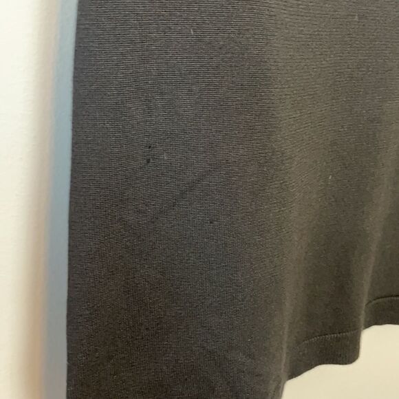 Love Scarlett Black Sweater with white laces on bottom right. Size 1X. - Picture 11 of 14